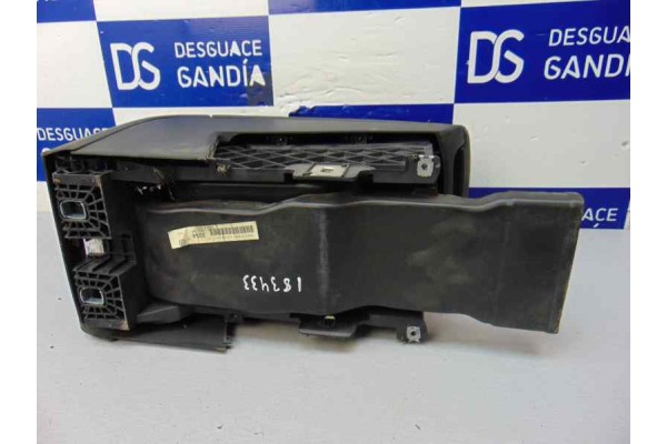 Apoyabrazos central, Volkswagen Passat Berlina (3C2) Advance, 3C0863319S