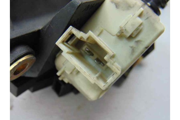 Maneta exterior porton, Audi A6 Berlina (4B2) 2.5 Tdi 1999, 4B0827565H