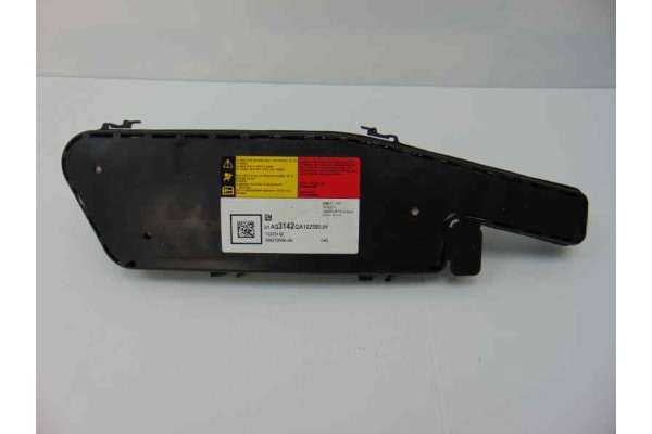 Airbag lateral izquierdo, Opel Insignia Berlina Edition 2010, 13223142