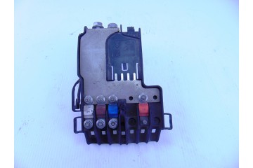 Caja reles / fusibles, Peugeot Partner Furgón Confort L1 2014, 9660222380