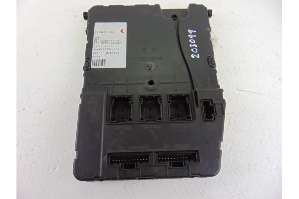 Caja reles / fusibles, Renault Megane Ii Berlina 5P Authentique 2005, 8200412548