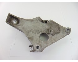 Soporte motor izquierdo, 6775041