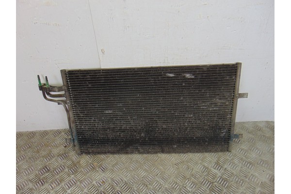 Condensador / radiador aire acondicionado, Ford Focus Berlina (Cap) Trend 2005, HWDA