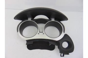 Molduras delanteras, Nissan Juke (F15E) Acenta 2013, 682401KZ0A