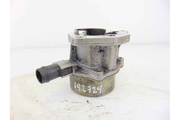 Depresor freno / bomba vacio, Nissan Almera (N16/E) Tekna 2005, 82003271