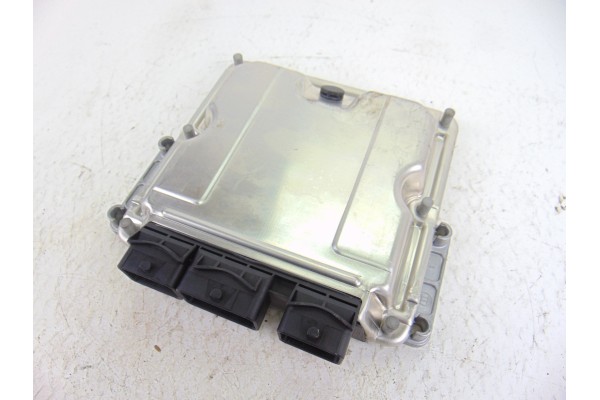 Centralita motor uce, Citroen C5 Berlina 2.0 HDi SX 2002, 9644721080