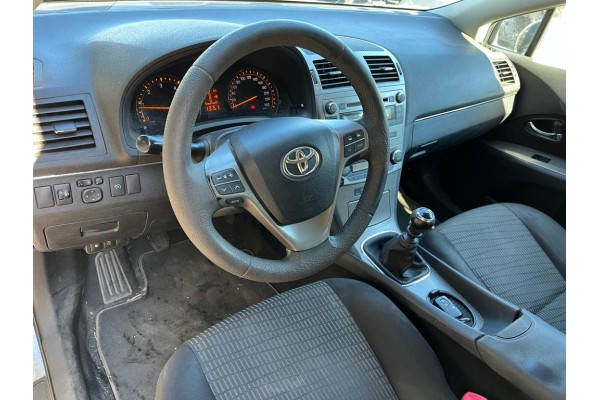 TOYOTA AVENSIS CROSS SPORT (T27) Advance