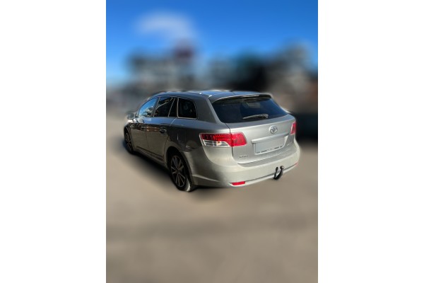 TOYOTA AVENSIS CROSS SPORT (T27) Advance