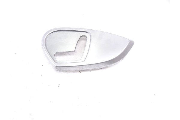 Moldura, Mercedes-benz Clase Ml (Bm 164) 320 / 350 Cdi (164.122) 2005, A6758313205