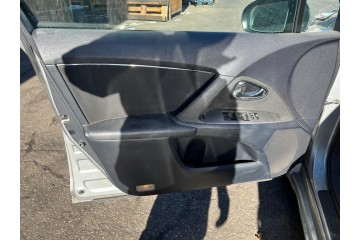 TOYOTA AVENSIS CROSS SPORT (T27) Advance