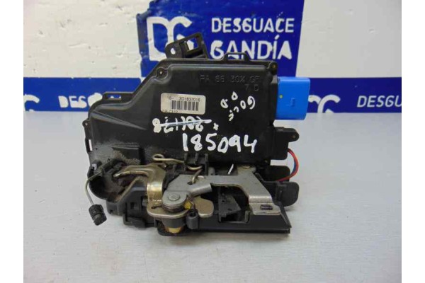 Cerradura puerta delantera derecha, 3D1837016