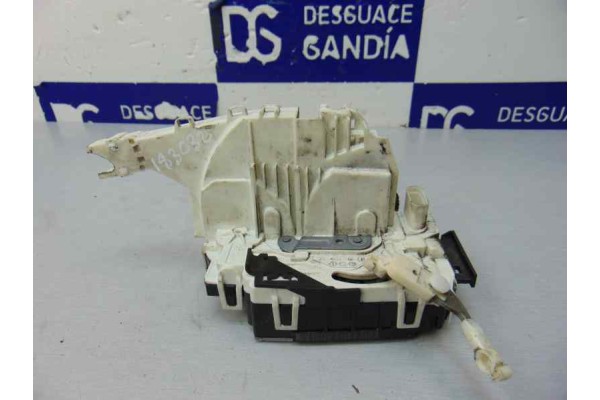 Cerradura puerta delantera izquierda, Volkswagen Crafter Furgón (2E) Caja cerrada 35, batalla larga con techo super alto 2007