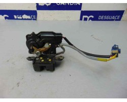 Cerradura maletero / porton, Toyota Corolla Verso (R1) 2.0 D-4D Sol 2004