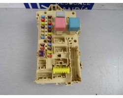 Caja reles / fusibles, Toyota Corolla Verso (R1) 2,2 D-4D Sport 2007, 89221-0F010