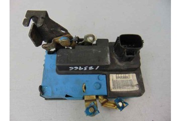 Cerradura puerta delantera izquierda, Volvo S80 Berlina D5 2004, 30663040