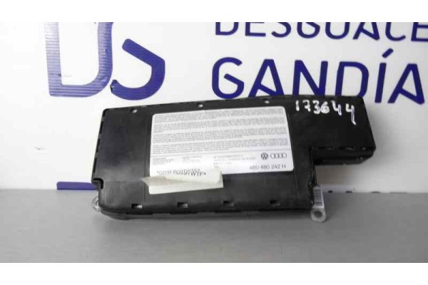 Airbag lateral derecho, Audi A6 Avant (4B5) 2.7 T Quattro 2001, 4B0880242H