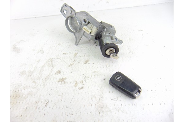 Antirrobo / llave contacto, Opel Astra H Berlina Elegance 2006