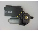 Motor elevalunas trasero izquierdo, Audi A4 Avant (8E) 2.5 TDI (120kW) 2003, 8E0959801A
