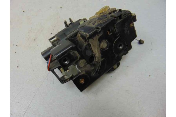 Cerradura puerta trasera derecha, Seat Leon (1M1) Signo 2002, 3B4839016M