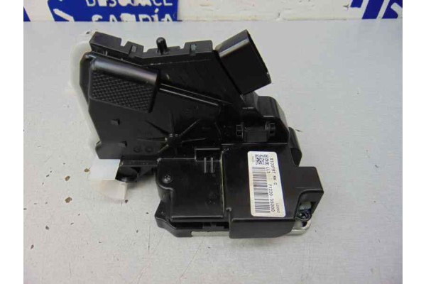 Cerradura puerta delantera derecha, Ssangyong Tivoli Limited 4x2 2017, 71220-35000