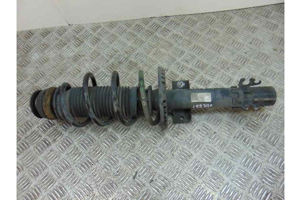 Amortiguador delantero derecho, Volkswagen Polo V (6R1) Advance 2012, 6R0413031AJ