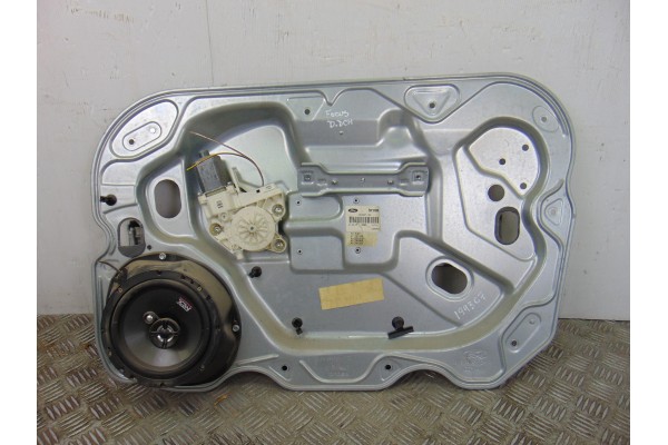 Elevalunas delantero derecho, Ford Focus Berlina (Cap) Trend 2005