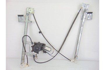Elevalunas delantero derecho, Ford Focus Berlina (Cak) Ambiente 2004