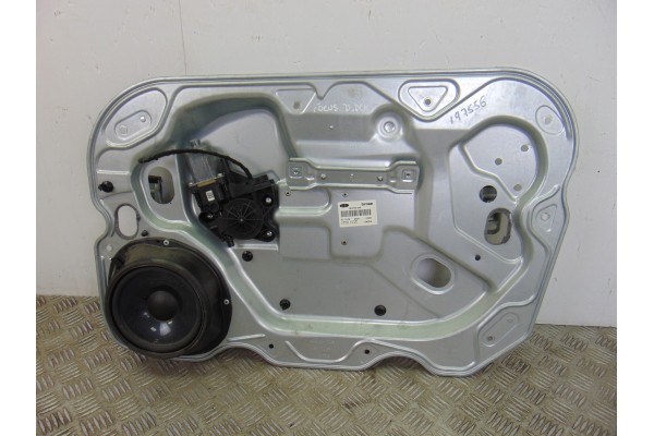 Elevalunas delantero derecho, Ford Focus Berlina (CB4) Trend 2009