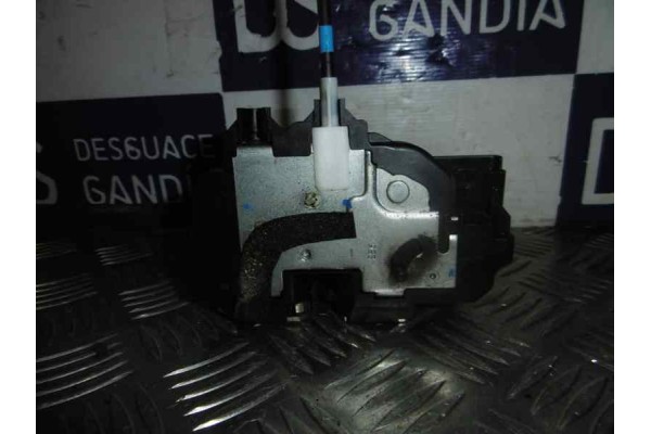 Cerradura puerta trasera izquierda, Nissan Navara Pickup (D40M) Doble Cab SE 4X4 2007