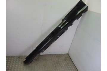 Faldon lateral
