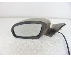 Retrovisor izquierdo