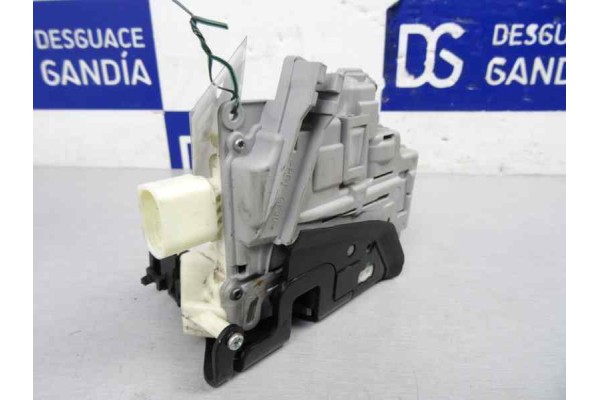 Cerradura puerta delantera derecha, Volkswagen Passat Variant (3C5) Advance 2009, 3C1837016A
