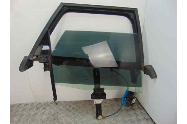 Elevalunas trasero derecho, Audi A4 Avant (8E) 2.7 Tdi (Dpf) 2008