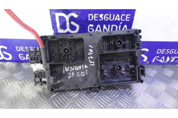 Caja reles / fusibles, Opel Insignia Berlina Cosmo 2011, 13255300