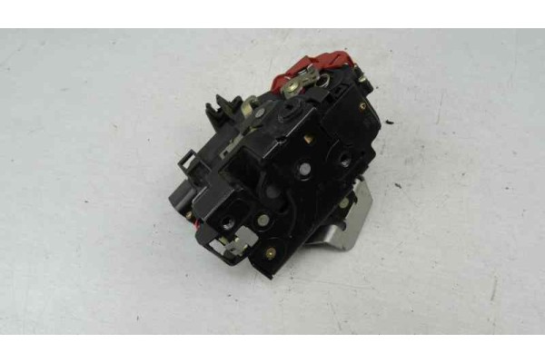 Cerradura puerta trasera derecha, Audi A4 Avant (8E) 2.5 TDI (120kW) 2003, 8E0839016C