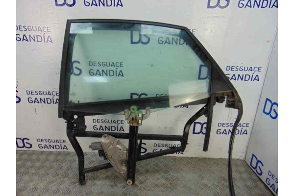 Elevalunas trasero izquierdo, Audi A6 Berlina (4B2) 2.5 Tdi 2002, 4B0839397B