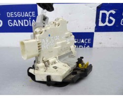 Cerradura puerta trasera izquierda, Audi A6 Allroad Quattro (4FH) 2.7 TDI Quattro 2008, 4F0839015A