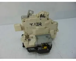 Cerradura puerta trasera izquierda, Audi A6 Avant (4F5) 2.7 Tdi 2005, 4F0839015
