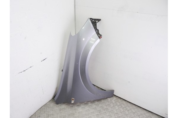 Aleta delantera derecha, Opel Astra H Berlina Cosmo 2004