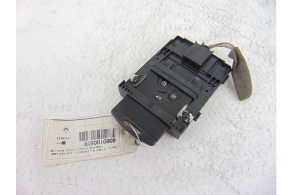 Conmutador de arranque, Renault Megane Iii Berlina 5P Dynamique 2008, 285909828R