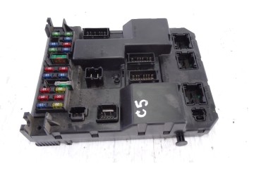 Caja reles / fusibles, Citroen C5 Berlina 2.0 HDi Premier 2003, 9651197380