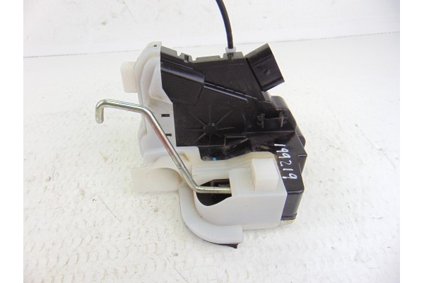 Cerradura puerta delantera derecha, Hyundai I20 (Gb) Classic 2015, 81320-C8040