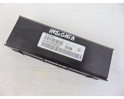 Caja reles / fusibles, Opel Insignia Berlina Cosmo 2010, 13505739