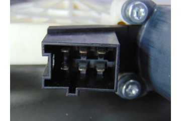 A1697203079 ELEVALUNAS DELANTERO DERECHO MERCEDES-BENZ CLASE B (BM 245)