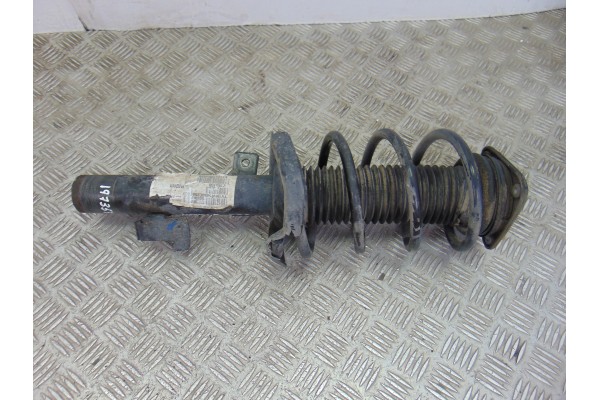 Amortiguador delantero derecho, Volvo V50 Familiar D4 Kinetic 2011