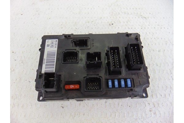 Caja reles / fusibles, Peugeot 407 ST Sport 2005, 9656148080