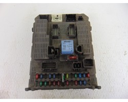 Caja reles / fusibles, Citroen C5 Berlina 2.0 HDi SX 2002, 9647448280
