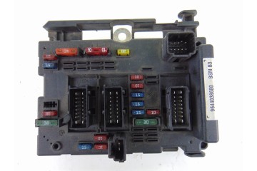 Caja reles / fusibles, Citroen C3 1.4 16V SensoDrive X-TR 2004, 9644038680