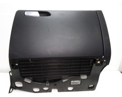 Guantera, Audi A5 Coupe (8T) 2.7 Tdi 2008, 8K1857035