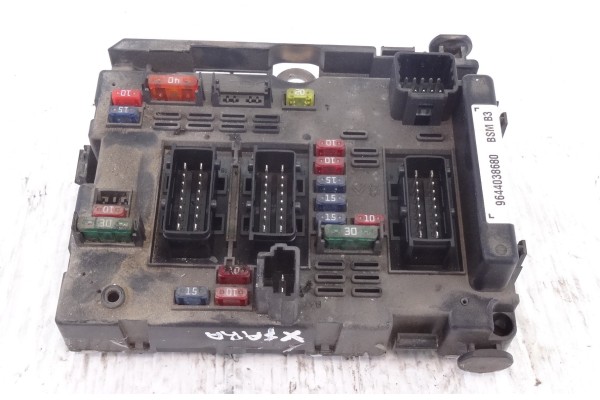 Caja reles / fusibles, Citroen Xsara Berlina 2.0 HDi Exclusive (66kW) 2002, 9644038680